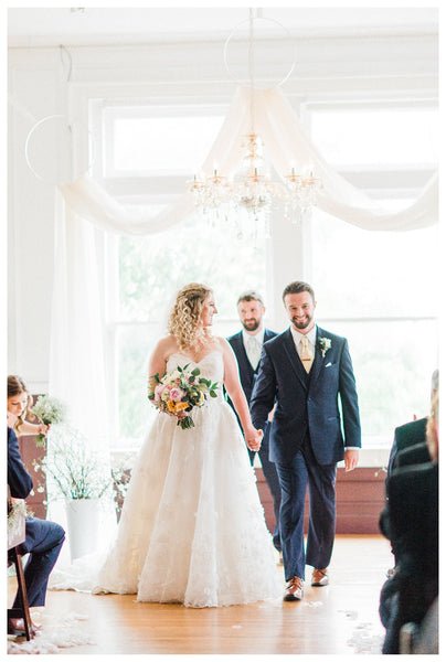 A + M Wedding at 447 in Cambridge, MD – Little Miss Lovely Floral Design