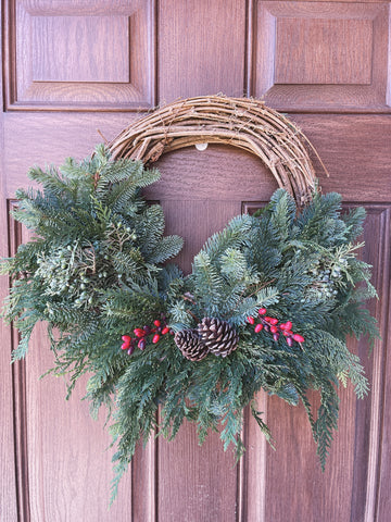 16" Grapevine Holiday Wreath