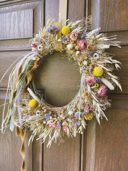 Dainty Dried Flower Wreath