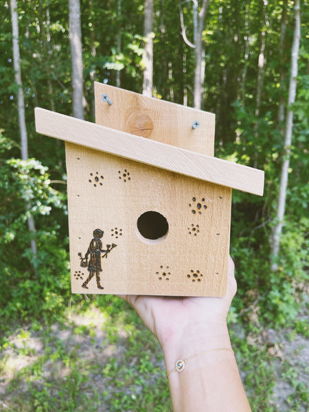 Cedar Birdhouse